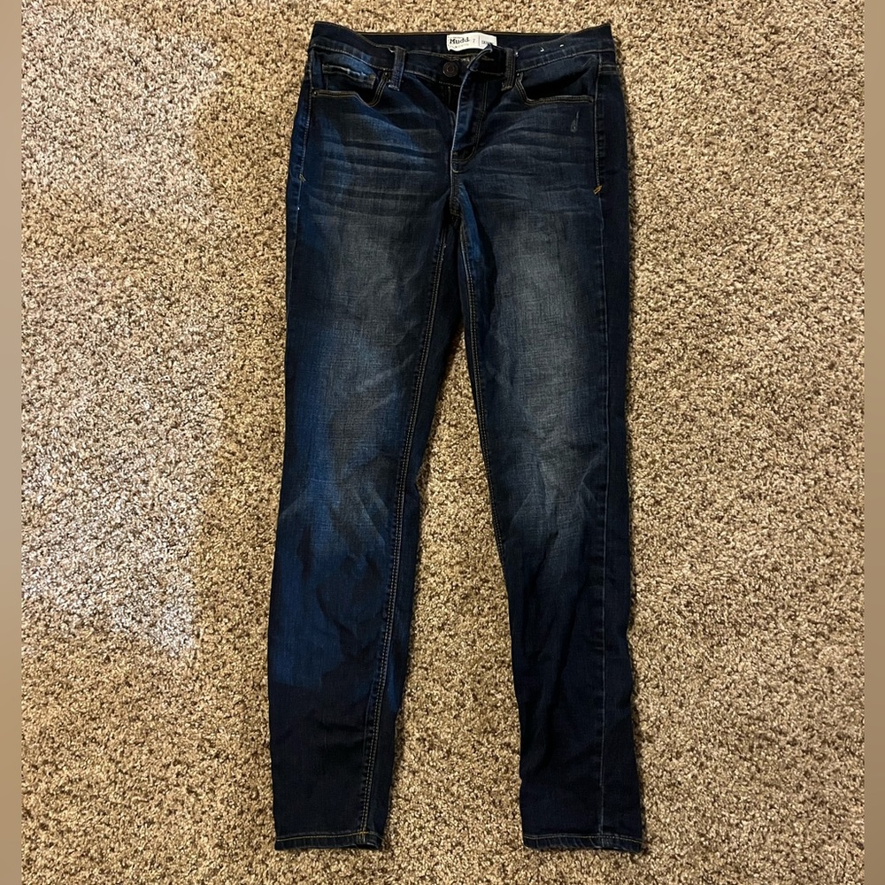 Junior’s Mudd Skinny Jeans